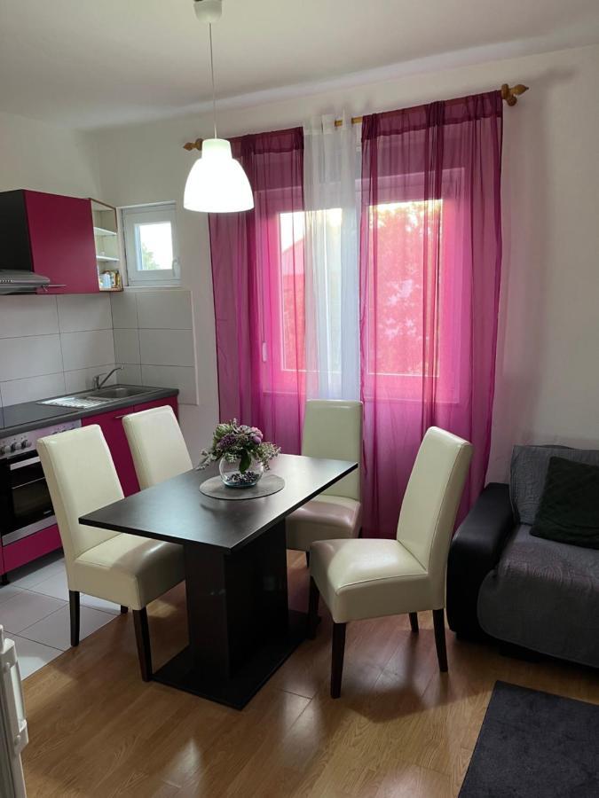 Apartment Ruzica Sukošan Exterior foto