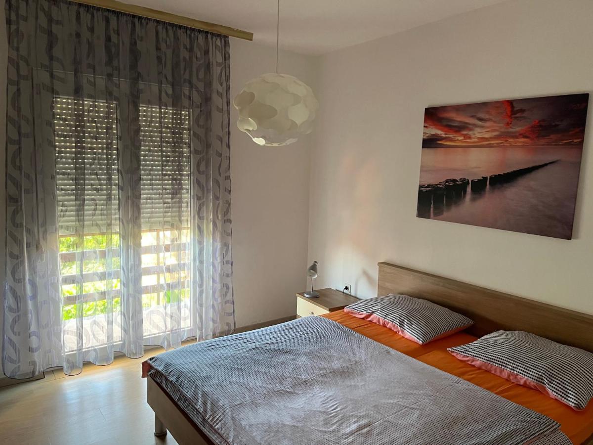 Apartment Ruzica Sukošan Exterior foto